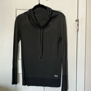 Under Armour Pull Over
